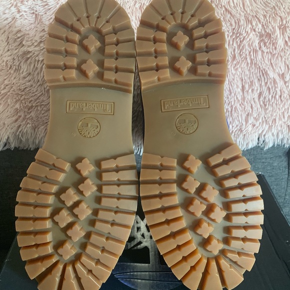 Timberland Boots - Picture 3 of 6